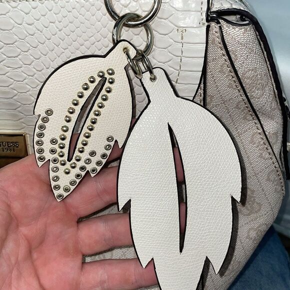 GUESS NISSANA SATCHEL TOTE BAG FTL-06-030 - Picture 8 of 10